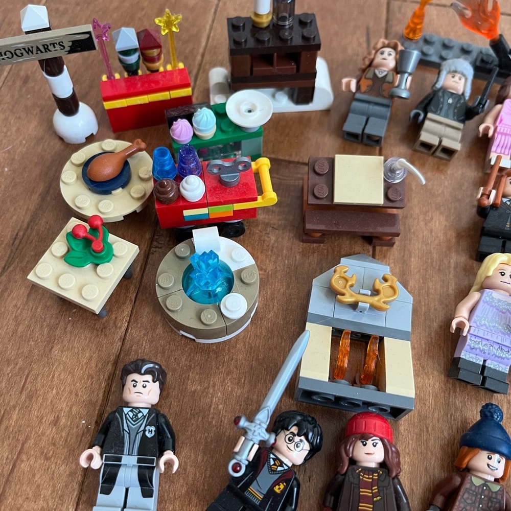 Harry Potter Lego Advent 2023 pieces - Picture 3 of 4